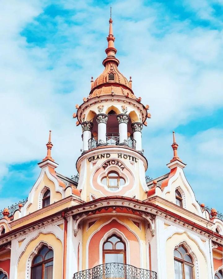 Astoria Grand Hotel Oradea Luaran gambar