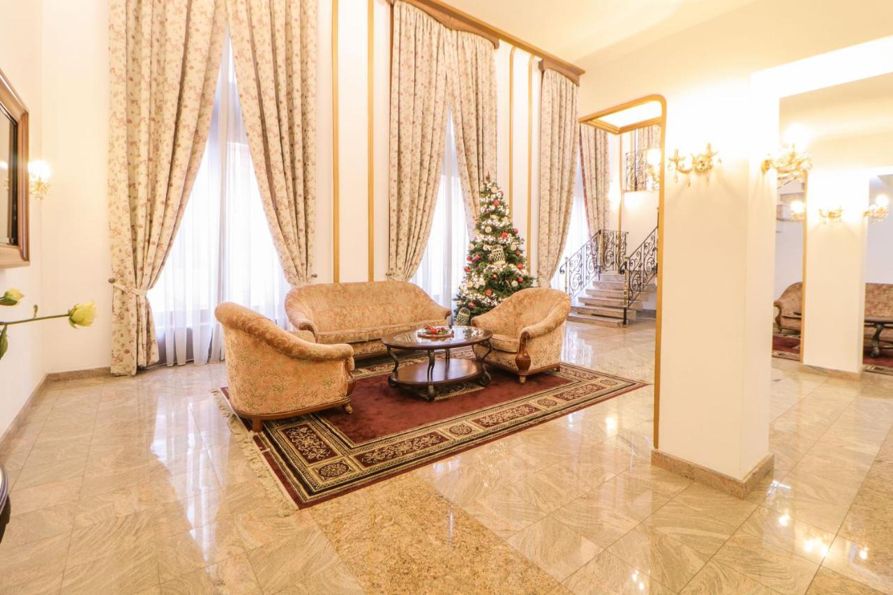 Astoria Grand Hotel Oradea Luaran gambar