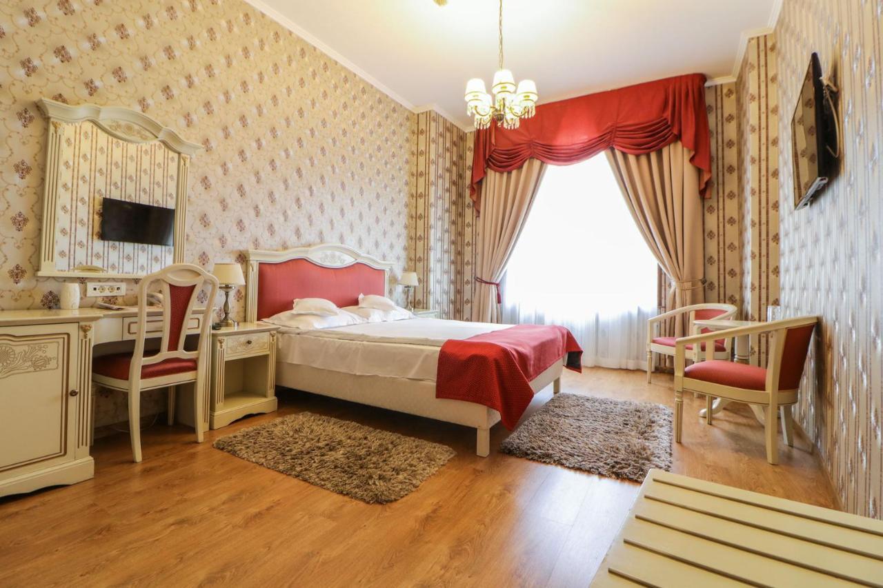 Astoria Grand Hotel Oradea Luaran gambar
