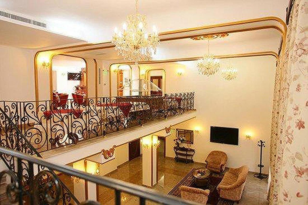 Astoria Grand Hotel Oradea Luaran gambar