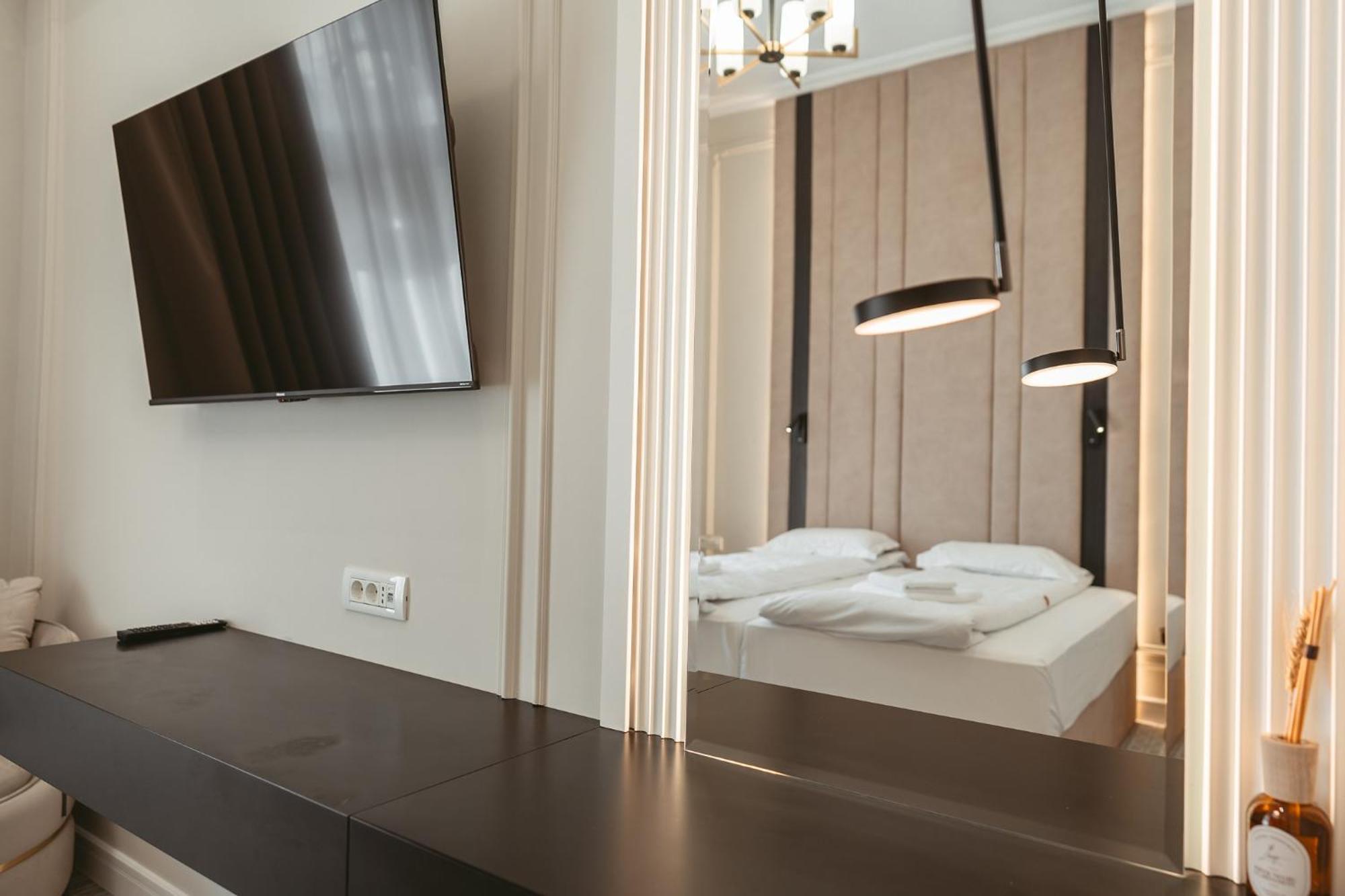 Astoria Grand Hotel Oradea Luaran gambar
